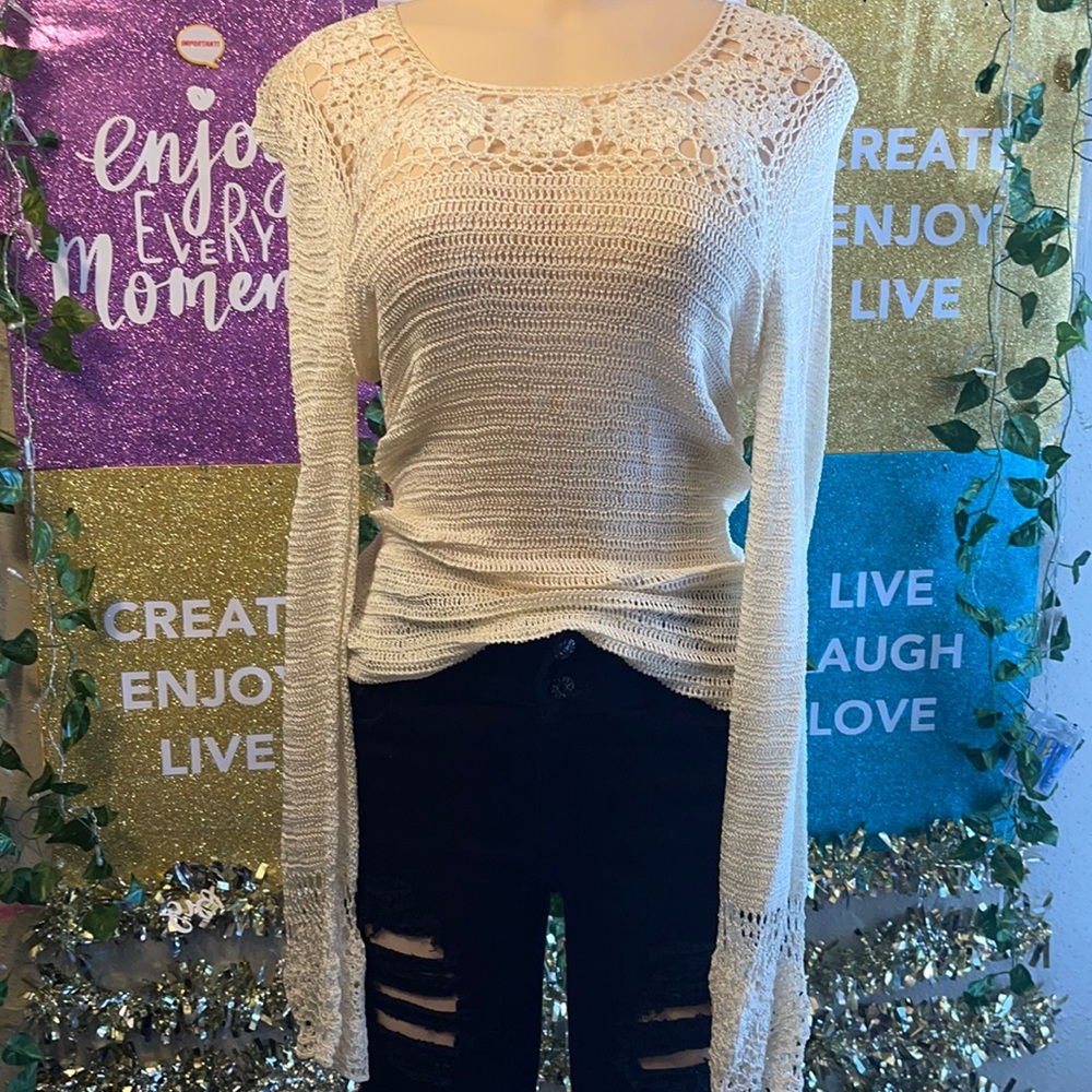 Vintage  BCBGMaxazria Crochet Knit Bell Sleeve Sweater